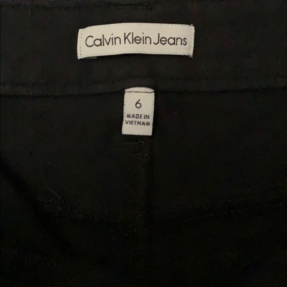 Calvin Klein Jeans - Picture 4 of 8